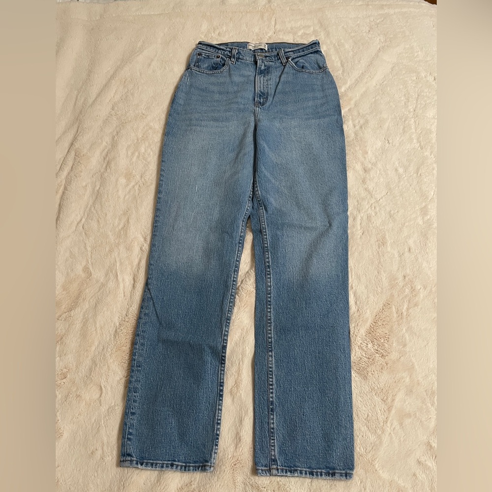 Abercrombie & Fitch The 90s Straight Ultra High Rise 8long Jeans
